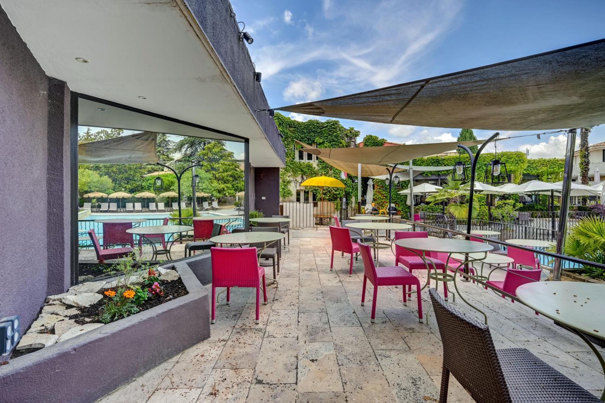 Best Western Sevan Parc Hotel Pertuis Εξωτερικό φωτογραφία
