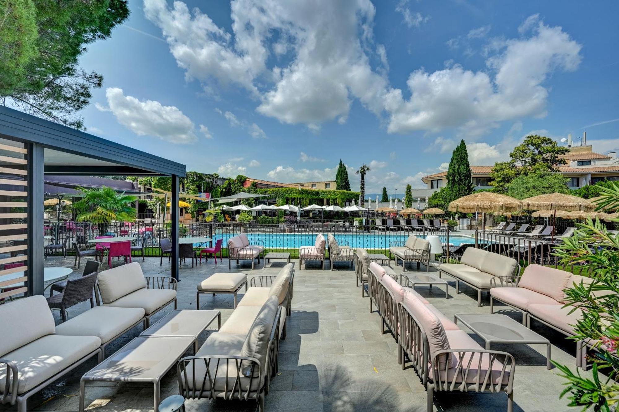 Best Western Sevan Parc Hotel Pertuis Εξωτερικό φωτογραφία