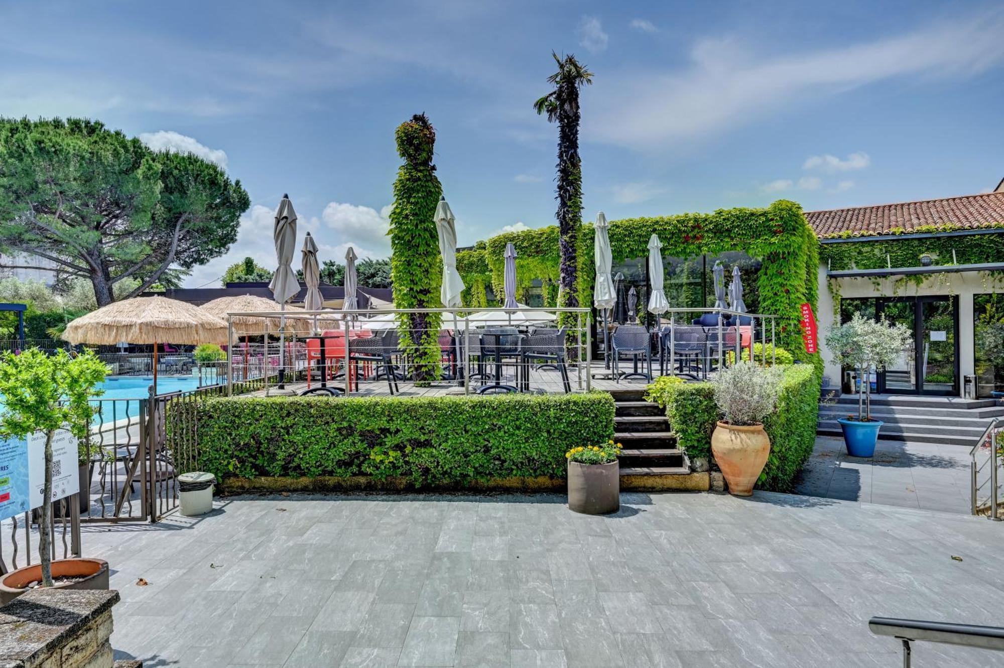 Best Western Sevan Parc Hotel Pertuis Εξωτερικό φωτογραφία