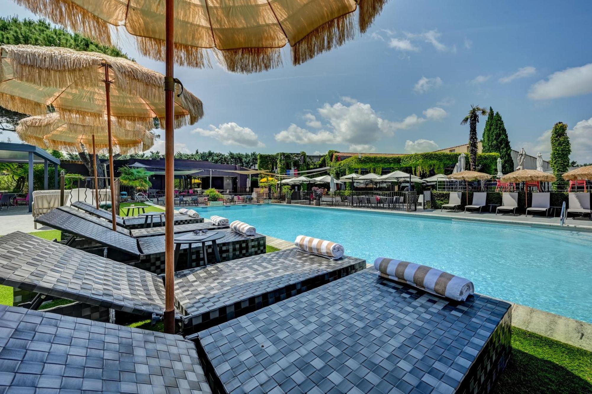 Best Western Sevan Parc Hotel Pertuis Εξωτερικό φωτογραφία